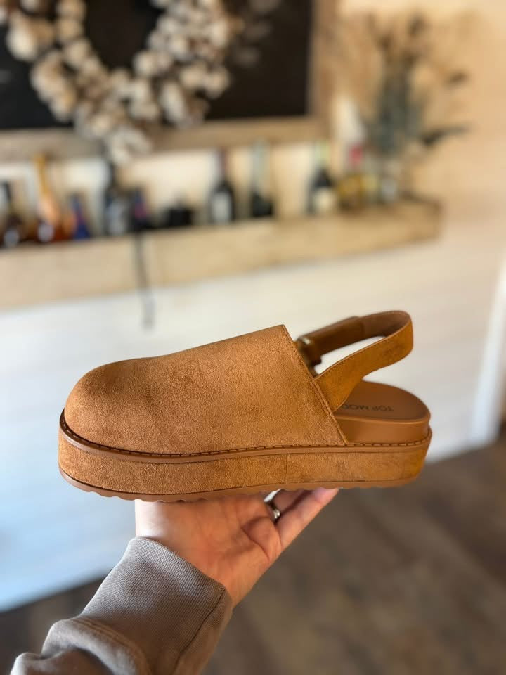 Clog Shoes with strap